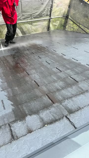 屋根の高圧洗浄